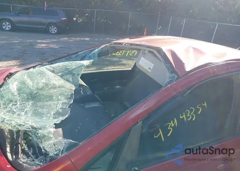 2014 Toyota Prius Two z USA, uszkodzony, nr VIN JTDKN3DU0E1779765